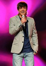 幻灯图：《美国偶像》男生12进10淘汰赛-暗夜星光