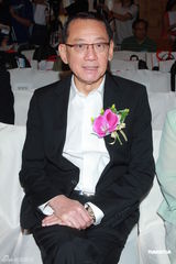 组图：陈思思获杨受成撑场 红馆开唱张柏芝或助阵