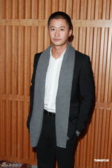 组图：古天乐吴尊《开心魔法》香港首映收入捐慈善