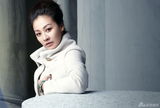 高清组图：韩星李美妍冬装画报 成熟端庄冷艳美