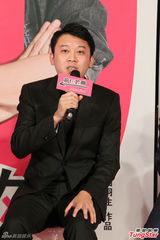 组图：韩庚光棍节宣传新片 笑谈前任女友