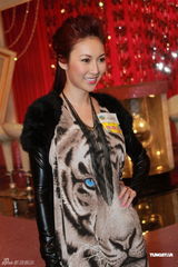 高清组图：庄思敏羽翘主持《姊妹淘》 吕慧仪等助阵