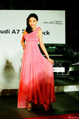 组图：晨梓妍粉装出席时尚先生盛典光彩照人