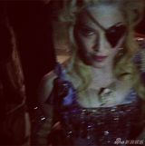 组图：55岁麦当娜携男友庆生 穿着豪放姿势撩人