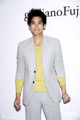 幻灯：彭于晏发唱片舒淇助阵 热爱时尚想当设计师