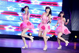 组图：SNH48红白歌会18日上海大舞台激情战响