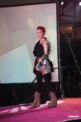 组图：Twins平安夜狂欢 阿Sa称阿娇的缘分尚未到