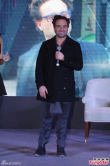 组图：约翰尼来沪 自曝想与中国同行合作