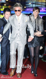 组图：《雅典娜》将开播 主演郑雨盛(郑宇成)秀爱等宣传