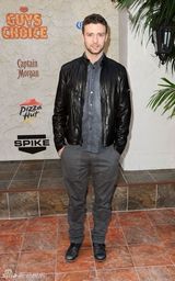 高清组图：安妮斯顿约翰逊迪亚兹捧场男士选择奖