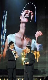 组图：刘德华冯小刚等助阵体育界劳伦斯典礼