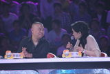 组图：《脱颖而出》录制 郭德纲屡遭倪萍调侃