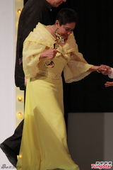 组图：阿诺尔凭《你的子宫》获最佳女主角