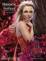 幻灯图集：卡戴珊化身空中美人 明星香水广告大放送