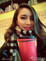 组图：09快女十强李媛希被曝整容成畸形