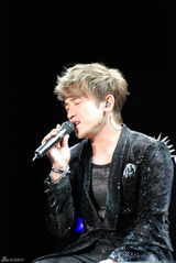 高清组图：神话李玟雨北京会歌迷劲歌热舞