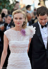 组图：黛安-克鲁格携男友亮相秀恩爱