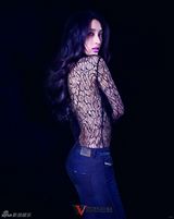 组图：张俪炫彩摩登之美诠释多面个性