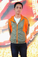 组图：陈宝国《老农民》圆梦携手蒋欣演夫妻