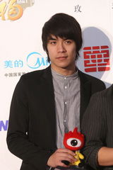 幻灯图集：2009新浪网络盛典 群星闪耀喜气盈盈