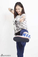 组图：《面包树》定妆照 叶青朋克风诠释叛逆歌手