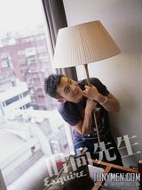 幻灯图：陈冠希《时尚先生》感性写真曝光