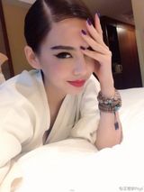 组图：疑似释小龙现女友曝光 皮肤白皙身材性感