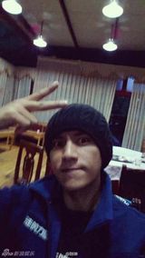 组图：陈坤胡歌董洁会师“行走的力量”