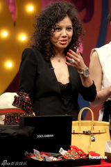 幻灯图：“泼墨门”女主角称那英商演曾五元一场