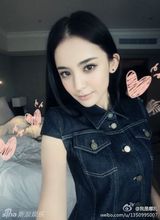 组图：全国校花微博大搜罗 性感爆乳VS清纯可爱