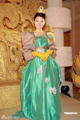 幻灯组图：林峰阿Sa(蔡卓妍)似亲密情侣 狄龙力挺叶童丈夫