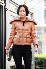 组图：毛俊杰拍杂志时装写真 休闲装束清新可人