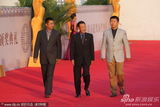 组图：李雪健携《杨善洲》剧组走上红毯