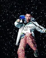 高清图：李晨化身冰雪王子 挑战自我彰显熟男魅力