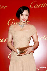 高清组图：梁朝伟范冰冰桂纶镁出席名店亮灯仪式