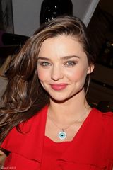 高清组图：超模米兰达-可儿墨西哥走秀靓丽多姿