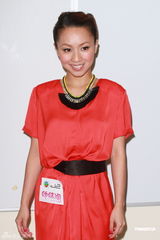 组图：《姊妹淘》节目录影 郑融高海宁亮相