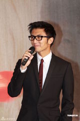 组图：谢霆锋赴北京参加活动 拒谈张柏芝寄情工作