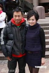 幻灯图：《毕打自己人》中环拍外景 将增拍内景剧