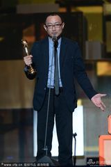 组图：钟兴民获金曲奖演奏类最佳专辑