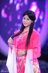 组图：《爱美丽》开播 于正跨界主持犀利