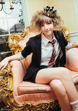 组图：英国90后萌妹贝琪-库尔135张美图集锦