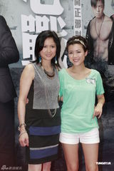 组图：郑少秋新剧与邵美琪激吻 陈豪陈茵媺避忌