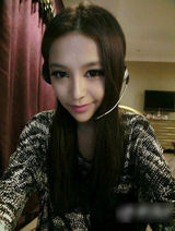 组图：谢雨欣20岁大女儿曝光 美艳胜过母亲