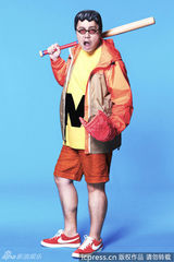 组图：余文乐薛凯琪真人版cosplay《多啦A梦》