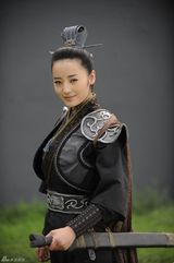 组图：秦雪出演《西施秘史》上演换装秀