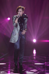 组图：歌手2邓紫棋变嘻哈女孩 动力火车首登场