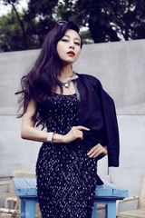 组图：贾媛媛写真红唇妩媚 女神范儿完美尽显