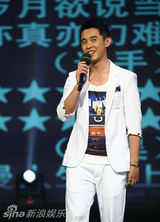 组图：迟帅高昊亮相《记歌词》幽默恶搞