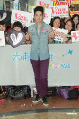 组图：吴建豪常被诬摆臭脸 力挺言承旭无狂躁症